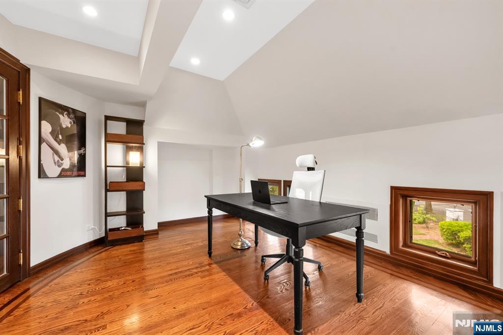 353 Highland Avenue