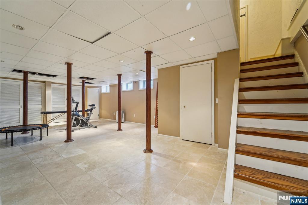 353 Highland Avenue