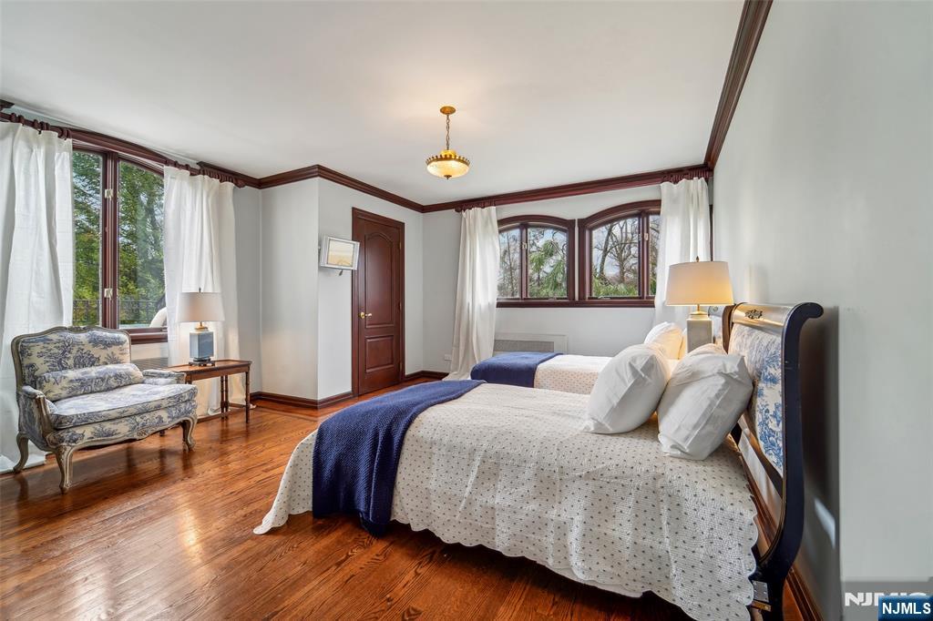 353 Highland Avenue