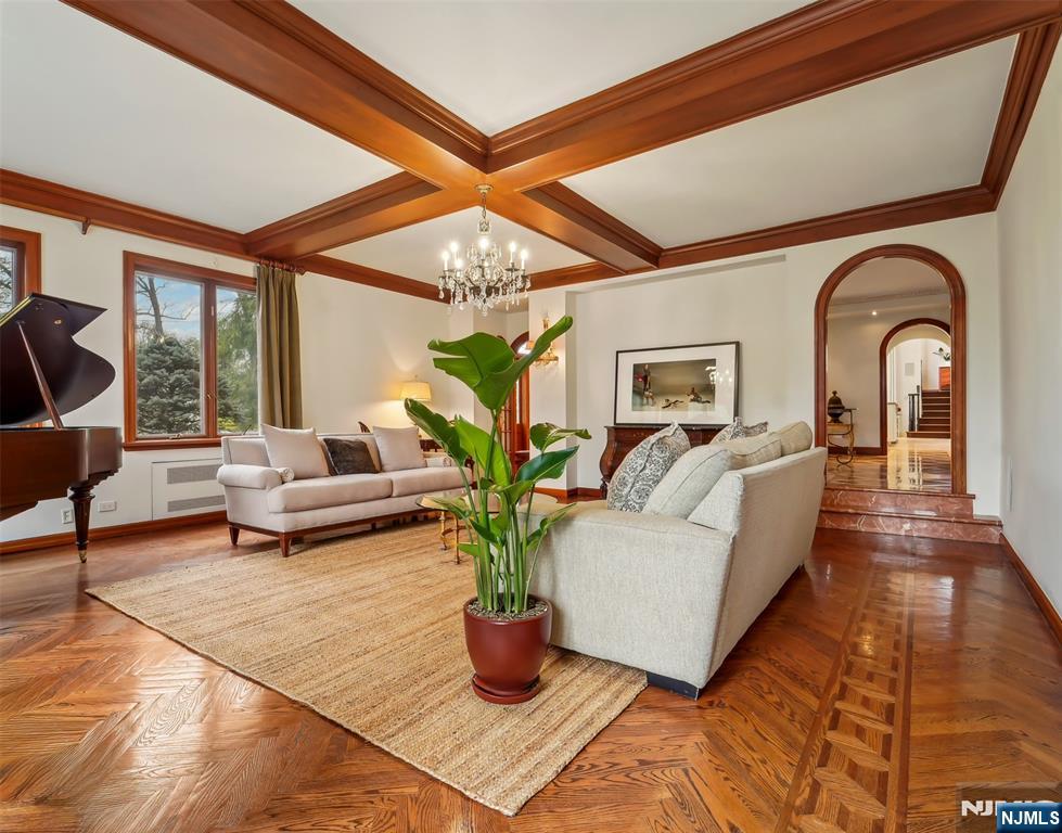 353 Highland Avenue
