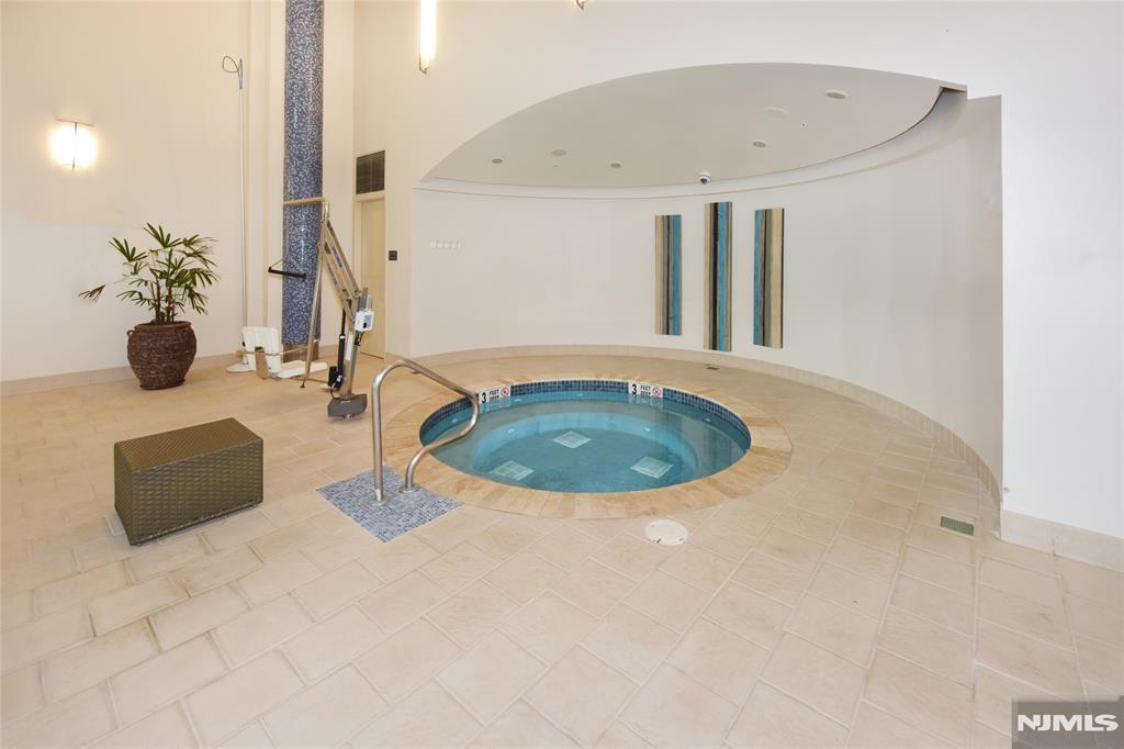 8100 River Road 210