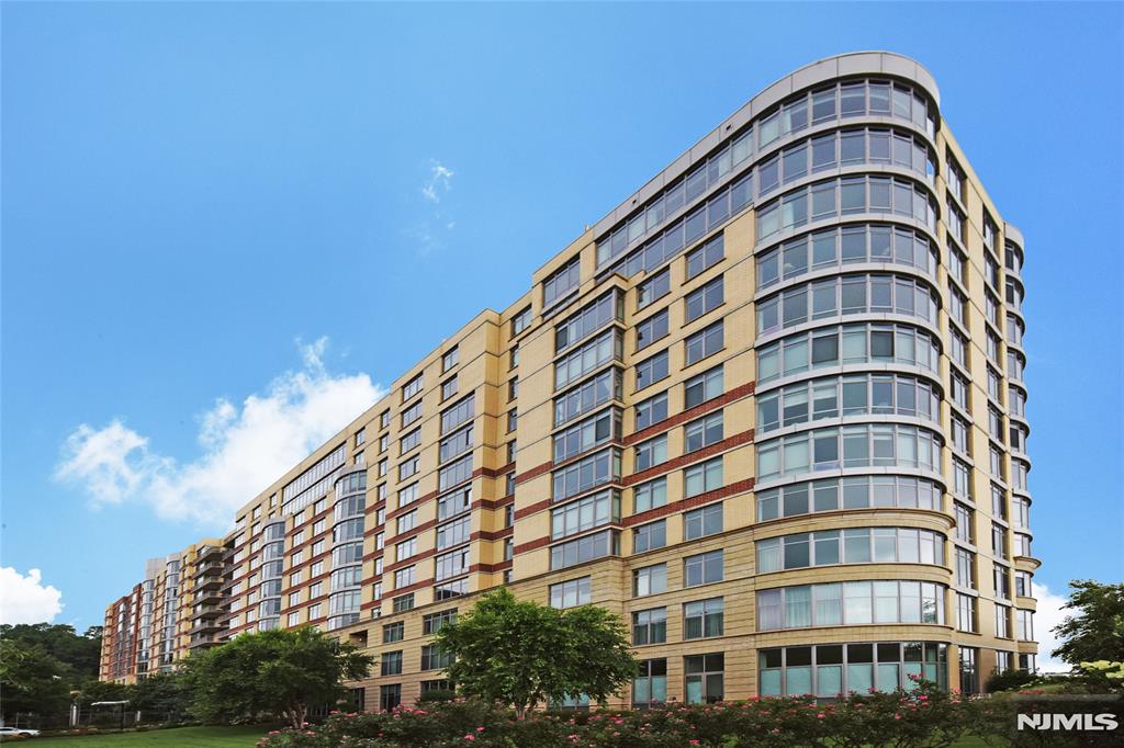 8100 River Road 210