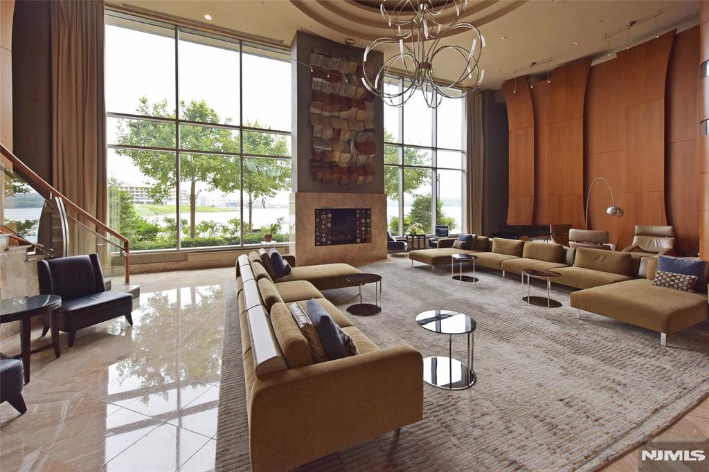 8100 River Road 210