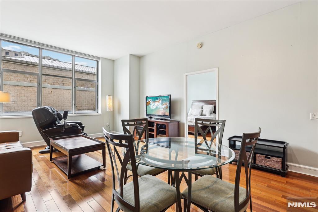8100 River Road 210