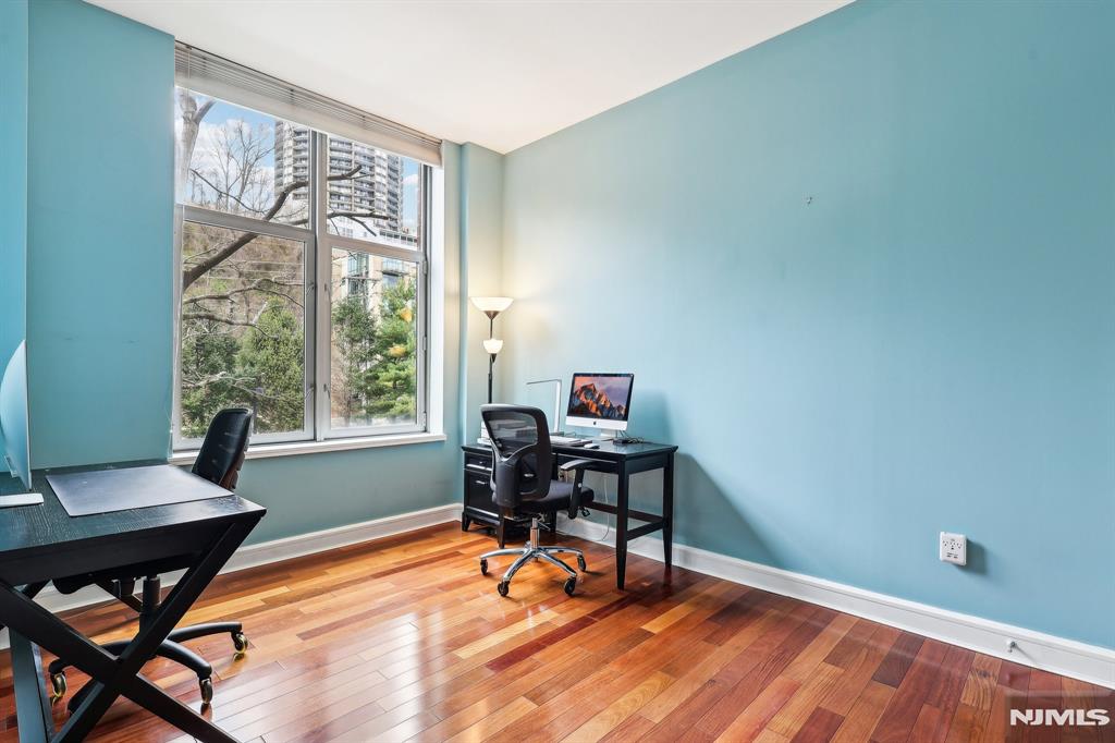 8100 River Road 210