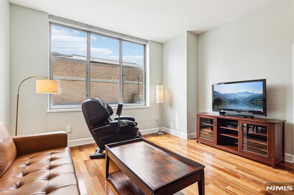 8100 River Road 210