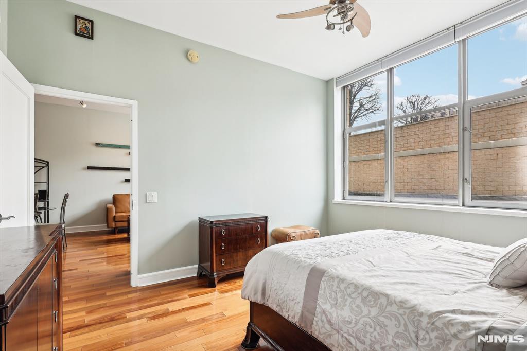 8100 River Road 210