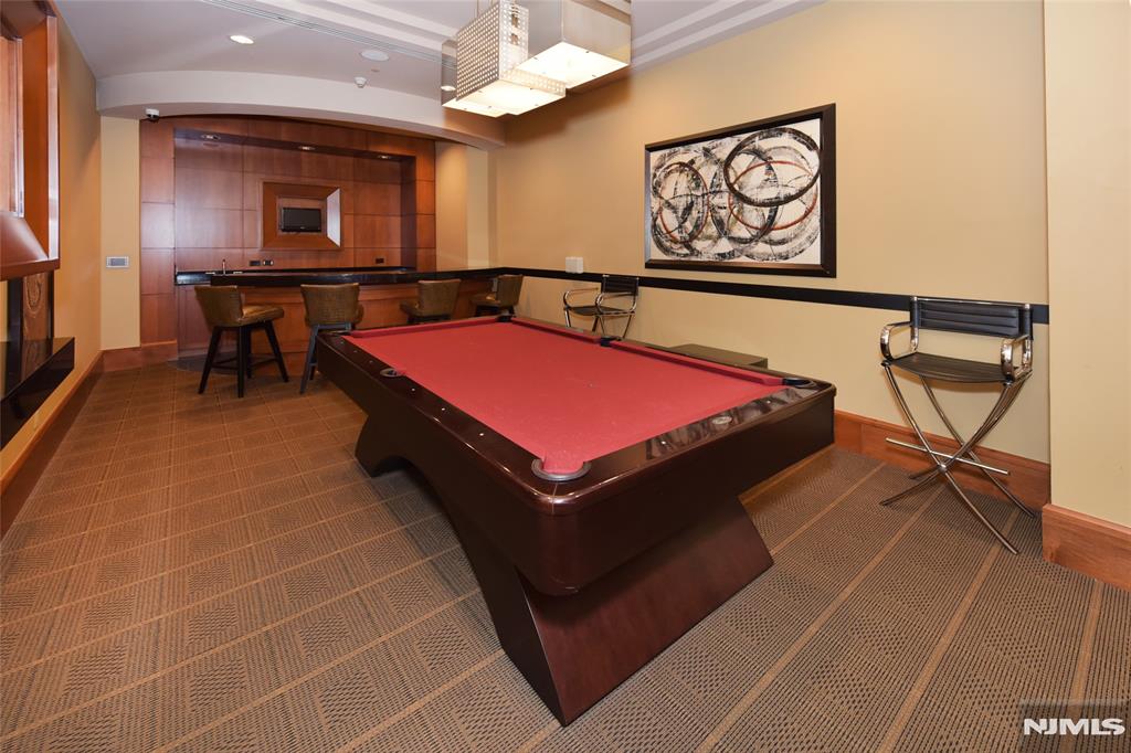 8100 River Road 210