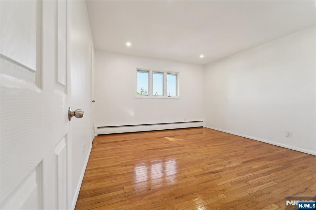 396 Oak 2