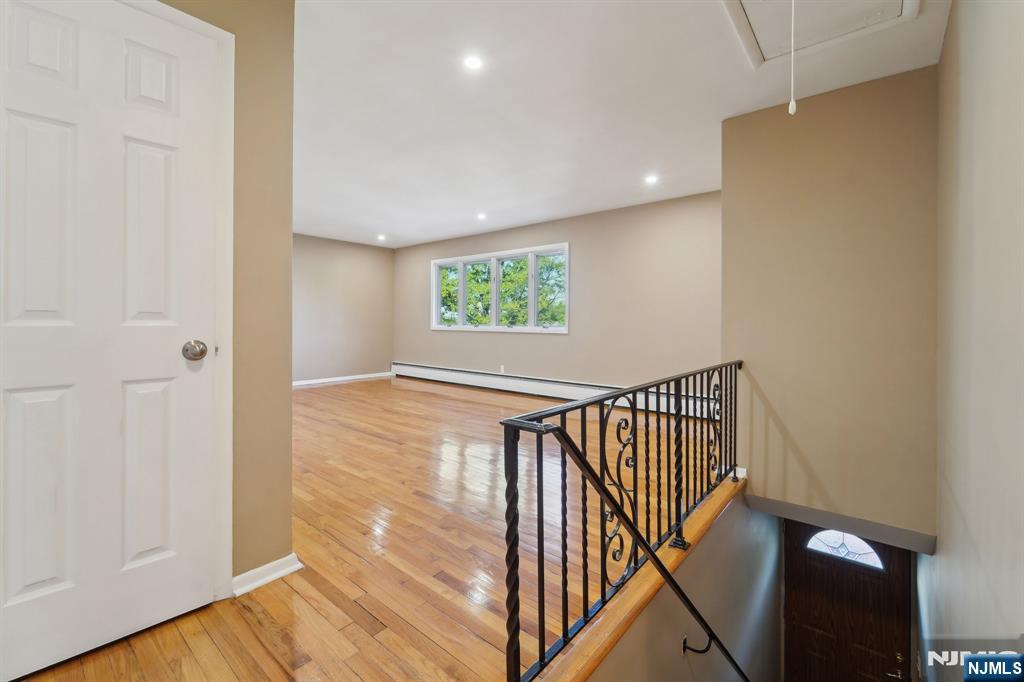 396 Oak 2