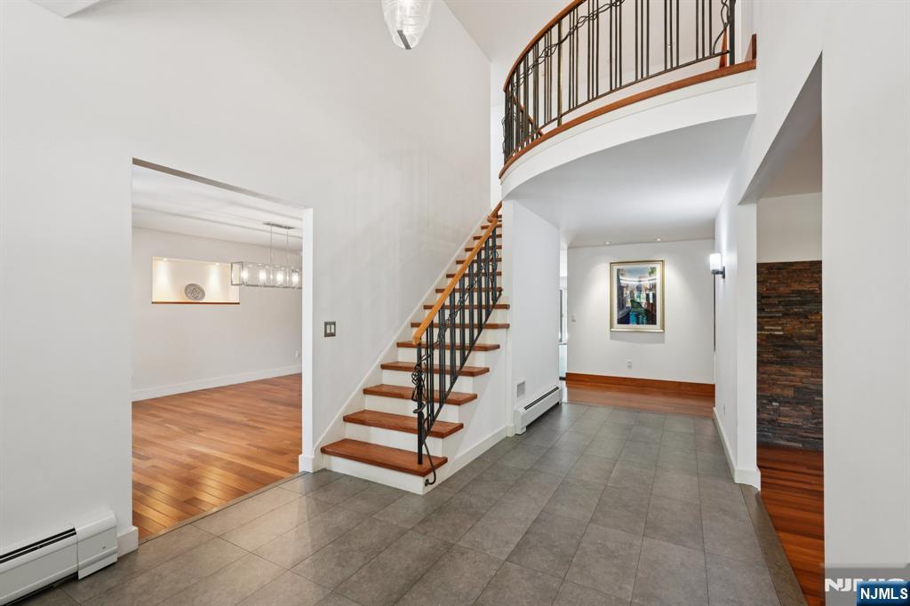 275 Gregory Road