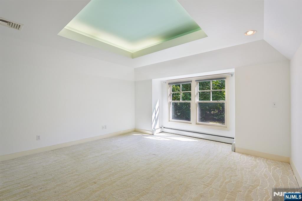 275 Gregory Road