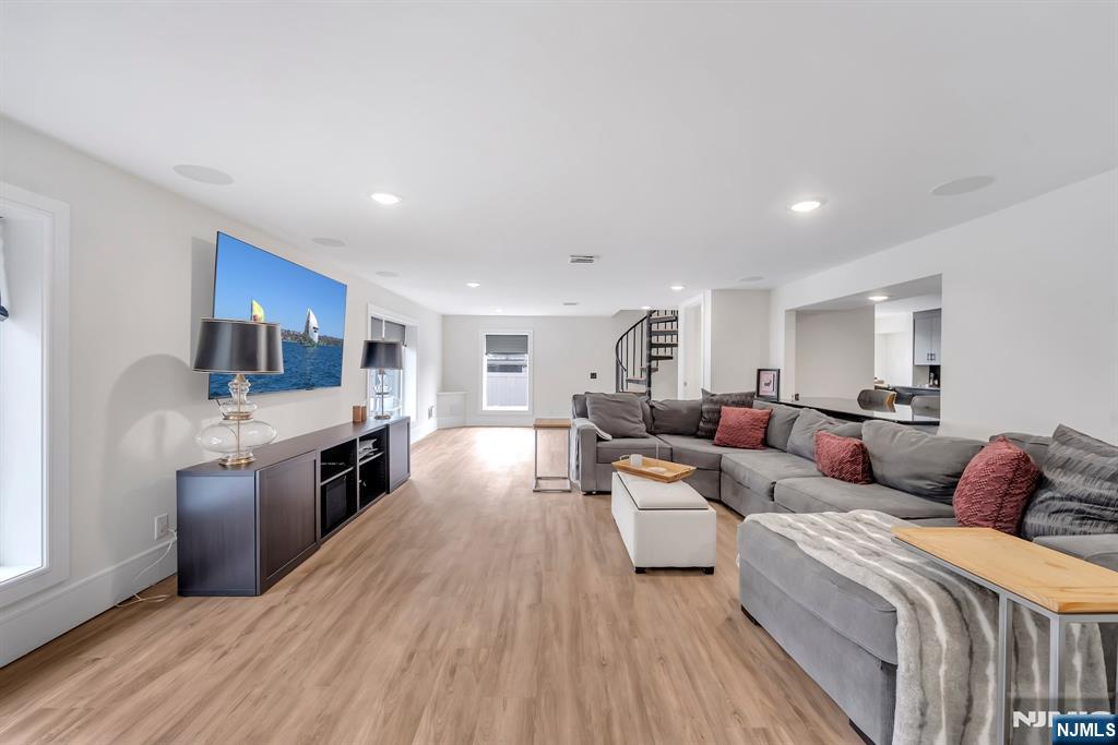 285 Julianne Terrace