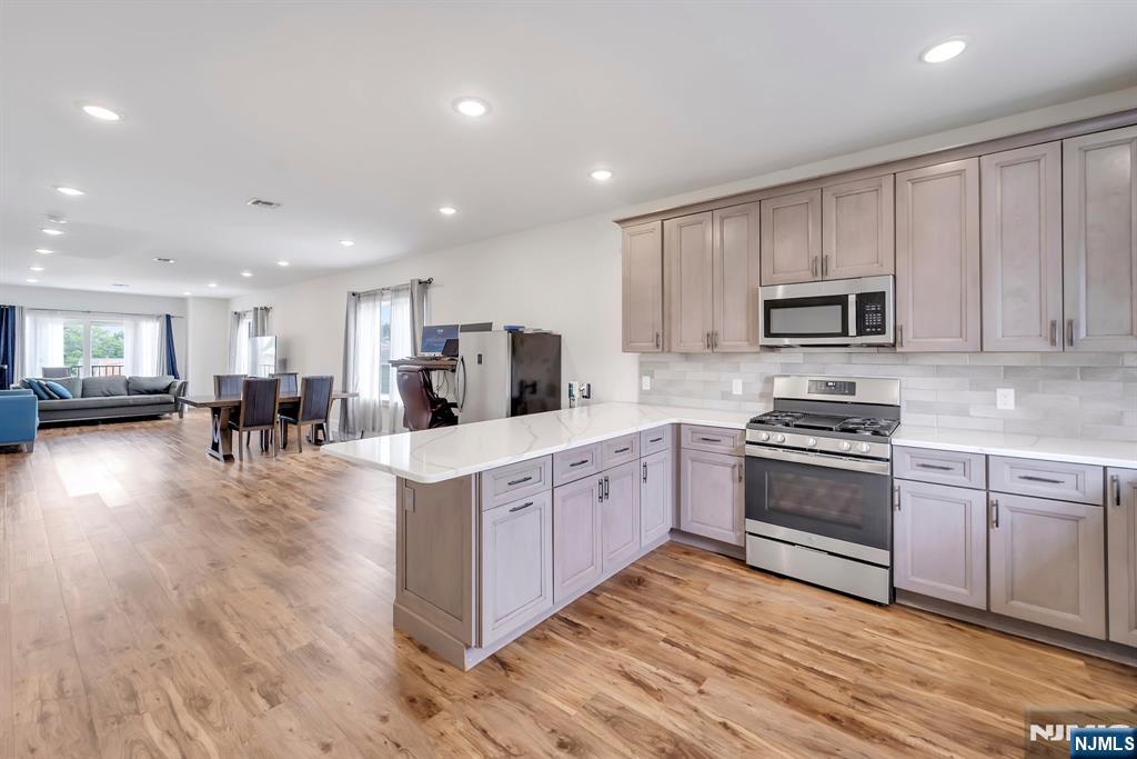 285 Julianne Terrace