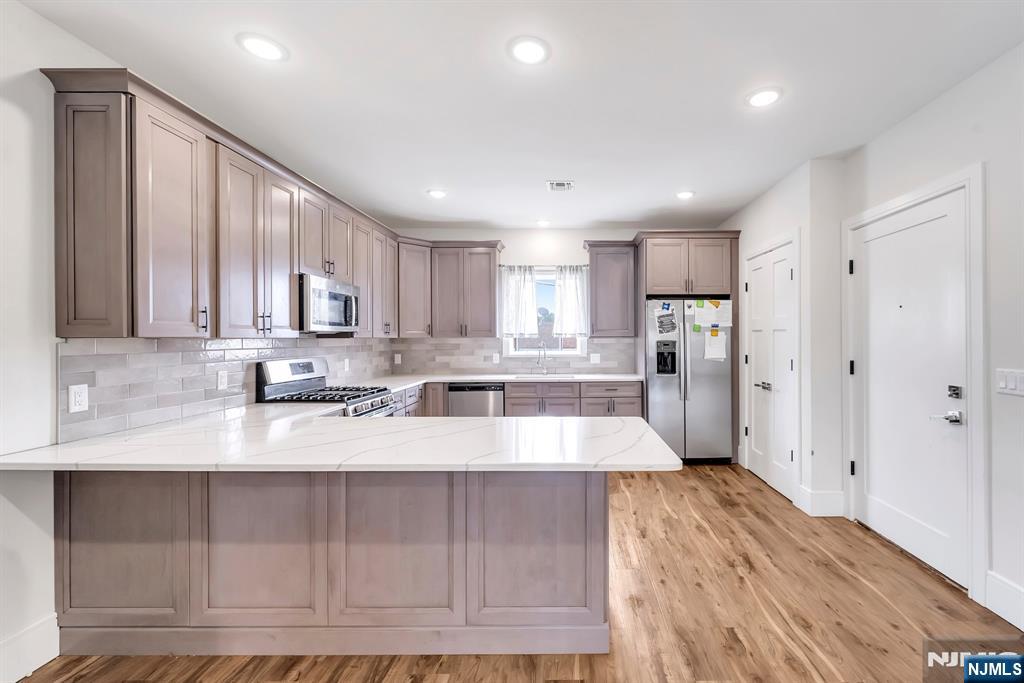 285 Julianne Terrace