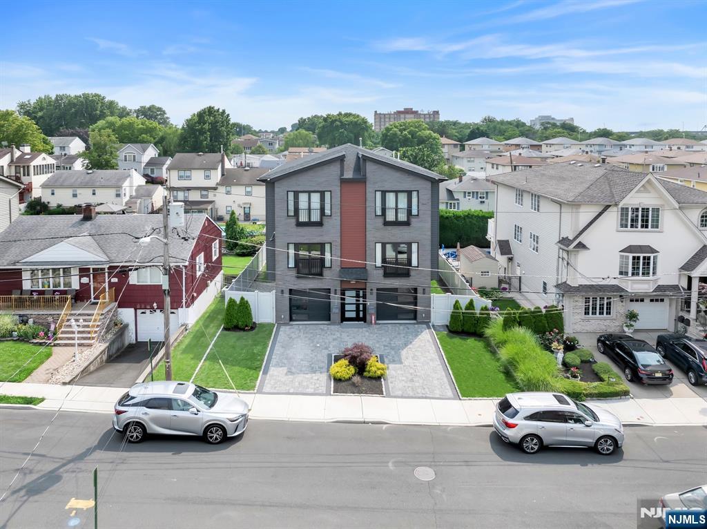 285 Julianne Terrace