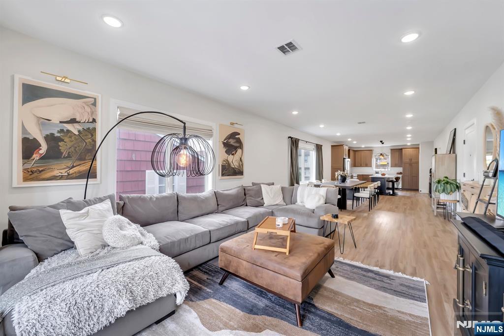 285 Julianne Terrace