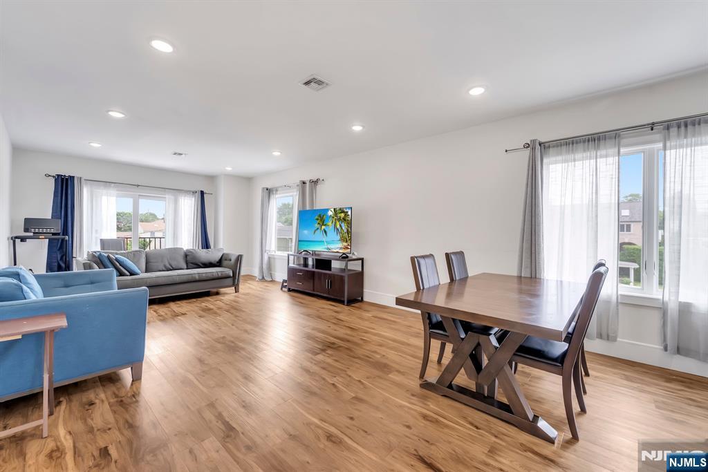 285 Julianne Terrace