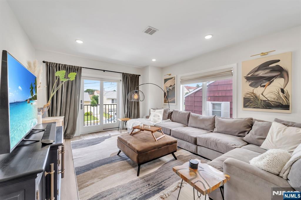285 Julianne Terrace