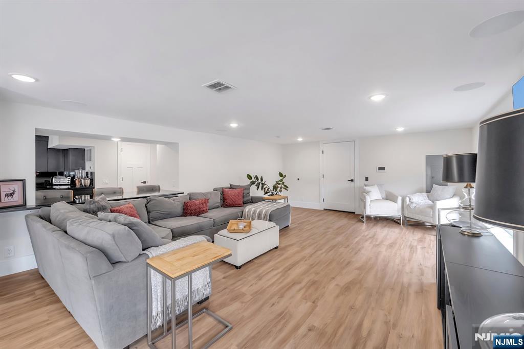 285 Julianne Terrace