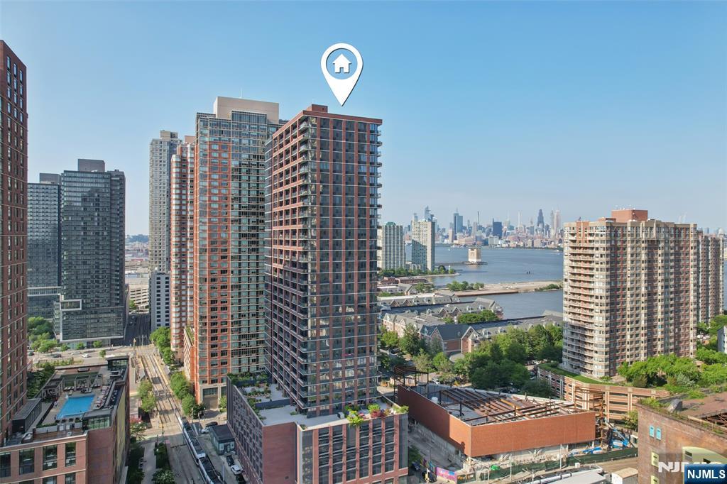 389 Washington Street 21A