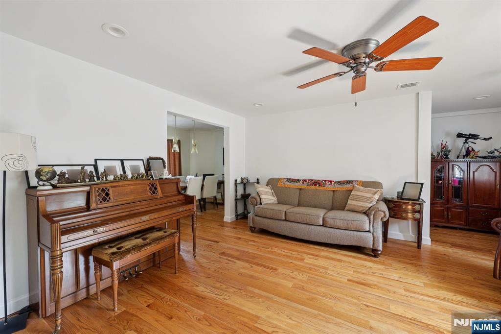 134 7th Street