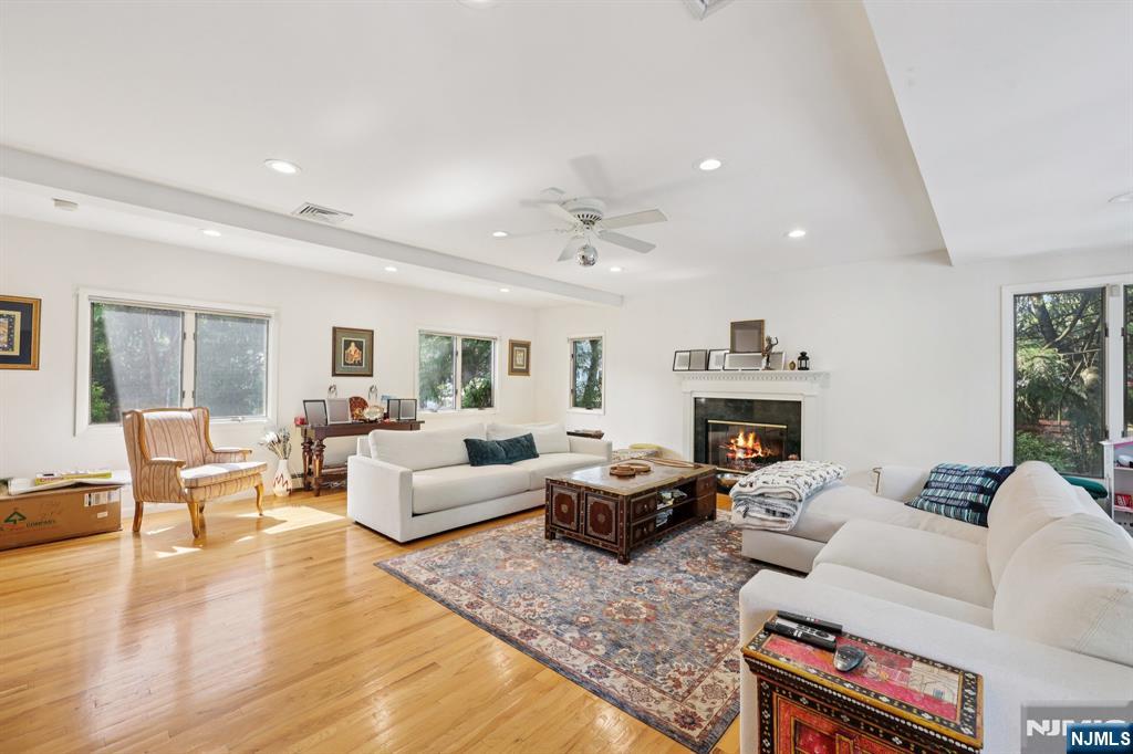 134 7th Street