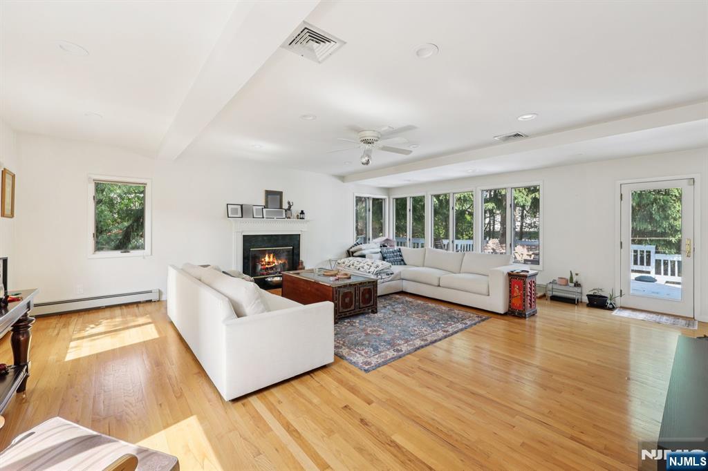 134 7th Street