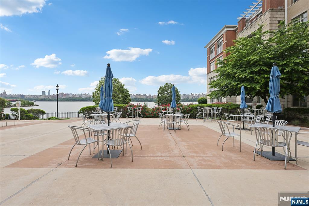 7400 River Road 114