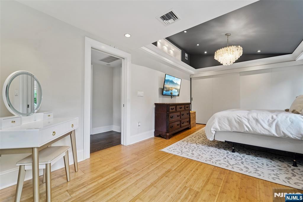 789 Woodland Avenue
