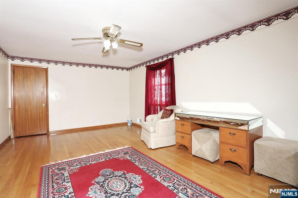 8 Melman Terrace