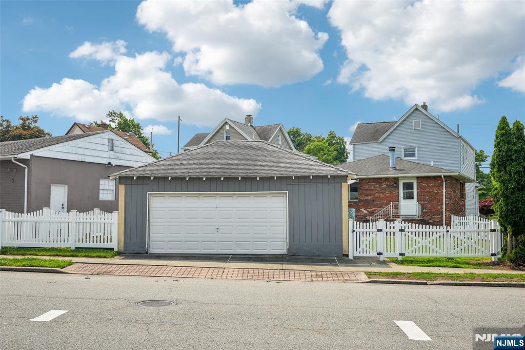 133 Catherine Avenue