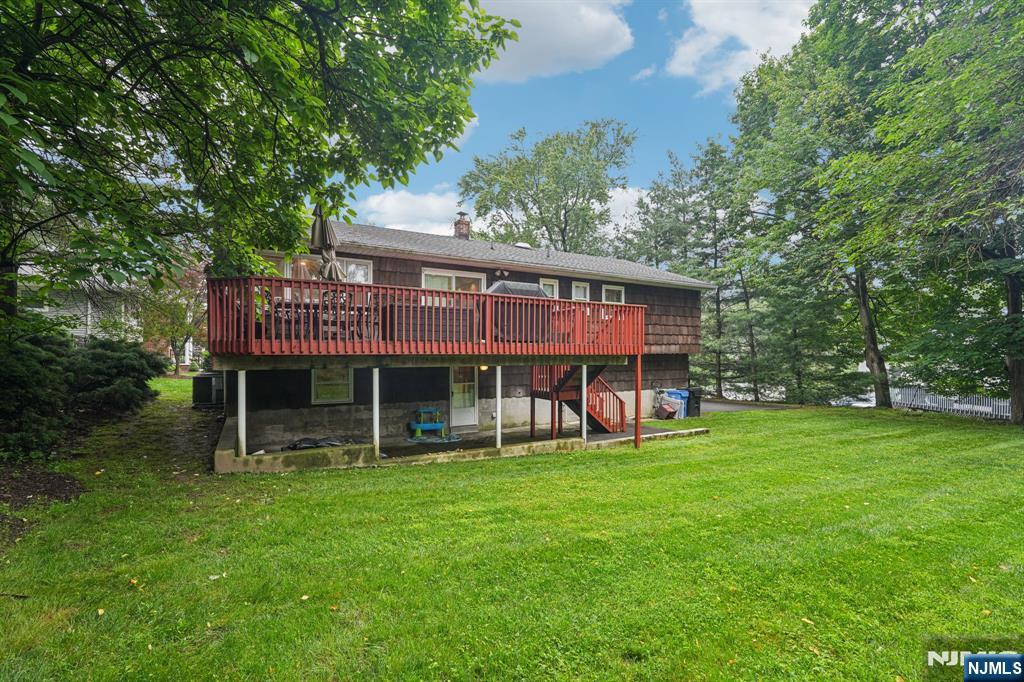 839 Carter Lane