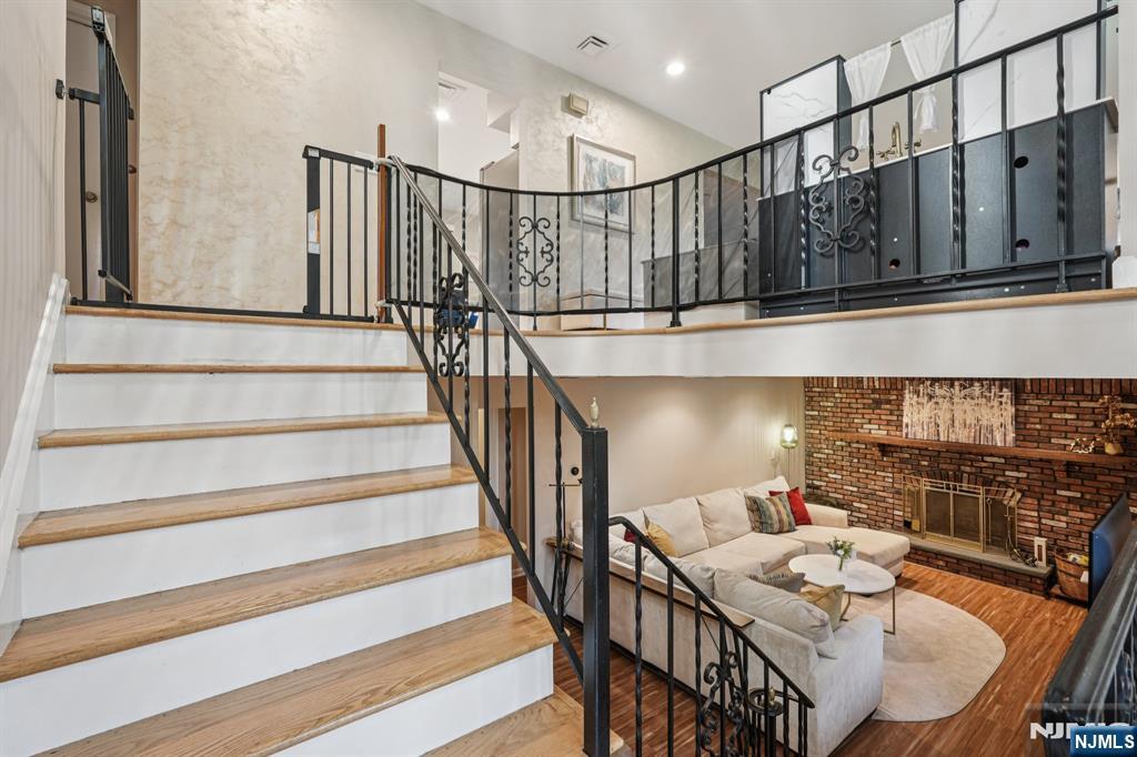 839 Carter Lane
