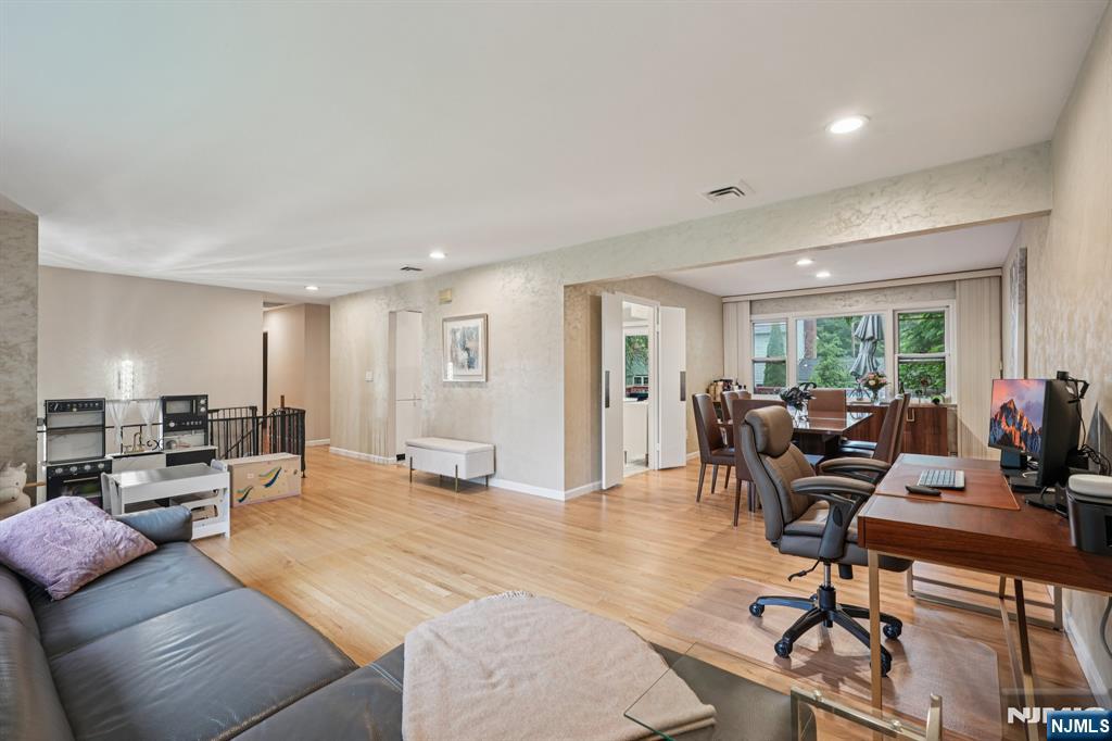839 Carter Lane