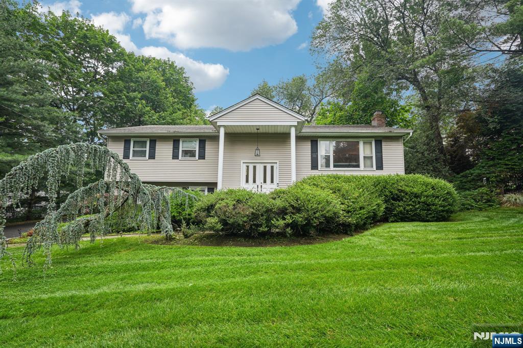 839 Carter Lane