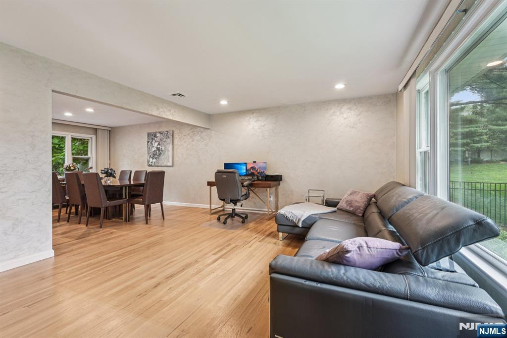 839 Carter Lane