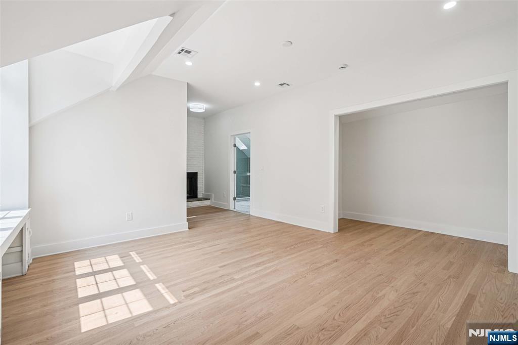 24 Tuers Place