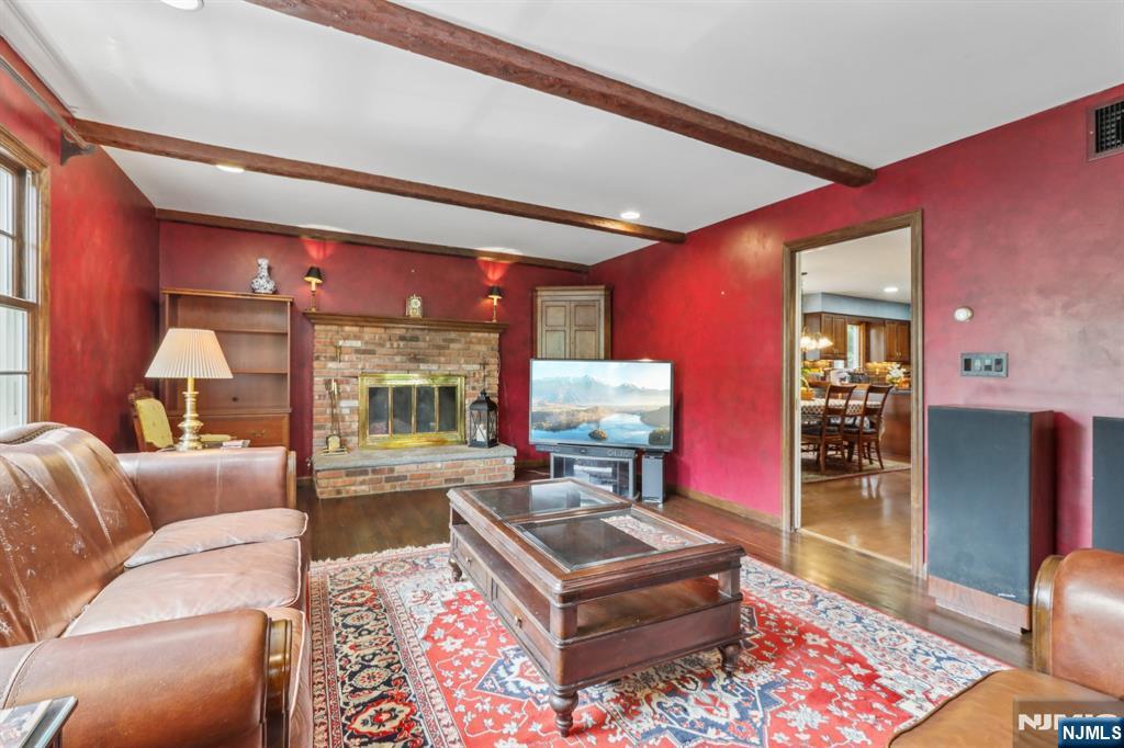 150 Deerfield Terrace