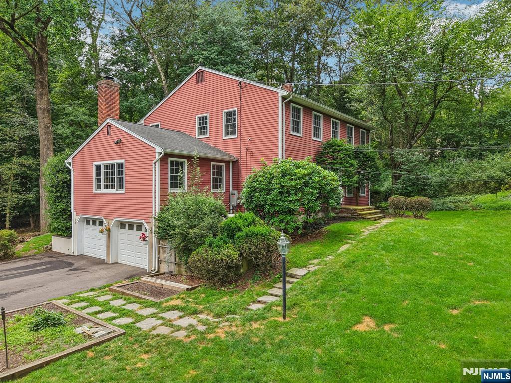 150 Deerfield Terrace