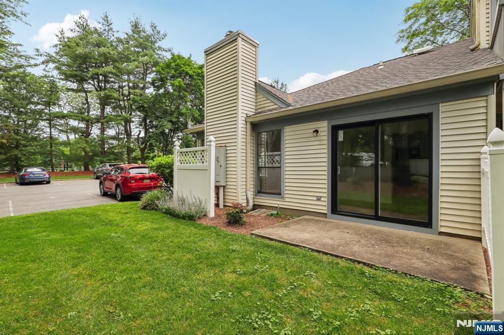 7 Eakens Court