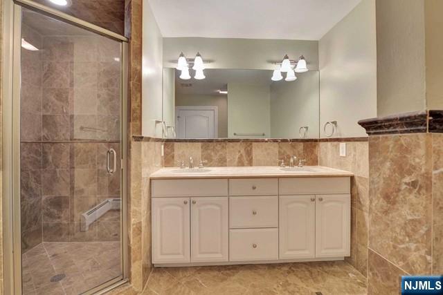 42 Skymark Court
