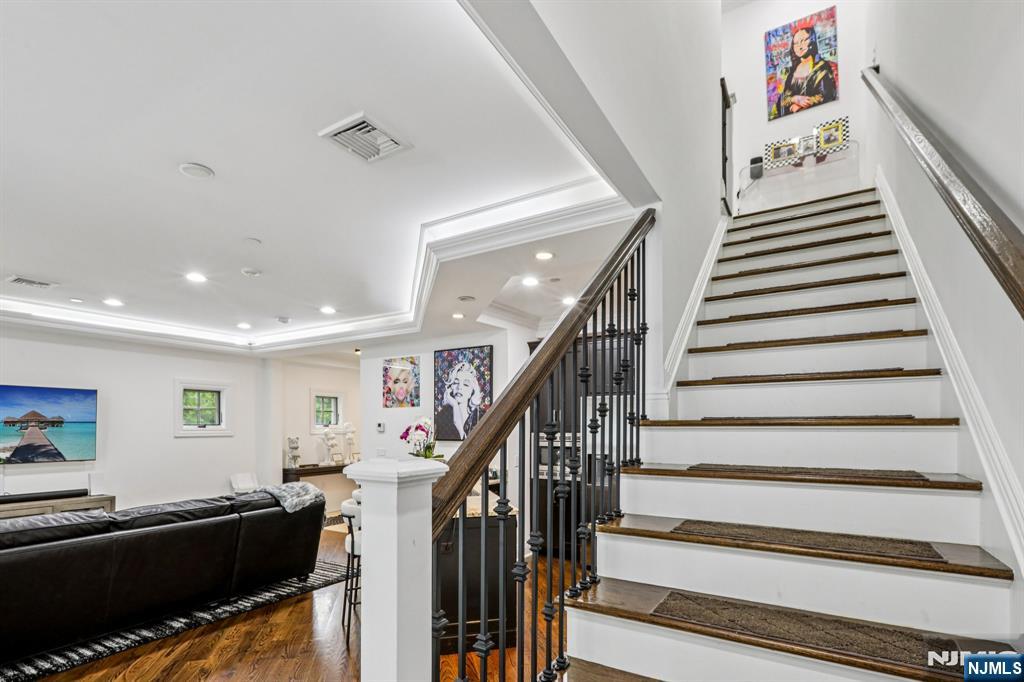 9 Marquis Court 9