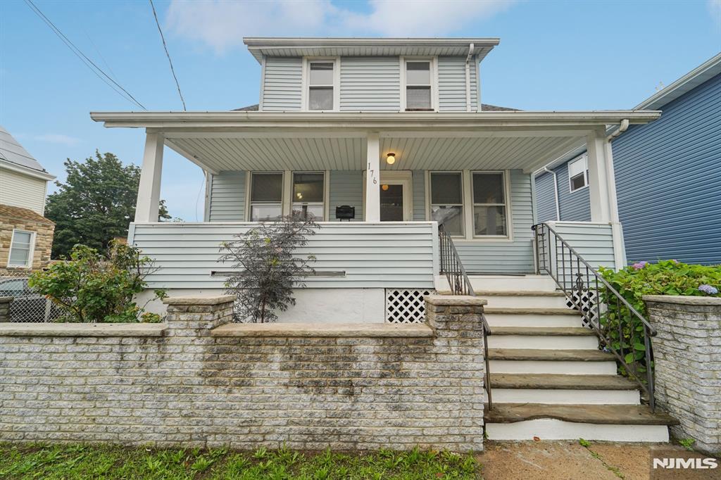 174-176 Albion Avenue