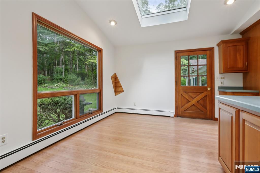 9 Arrowhead Road