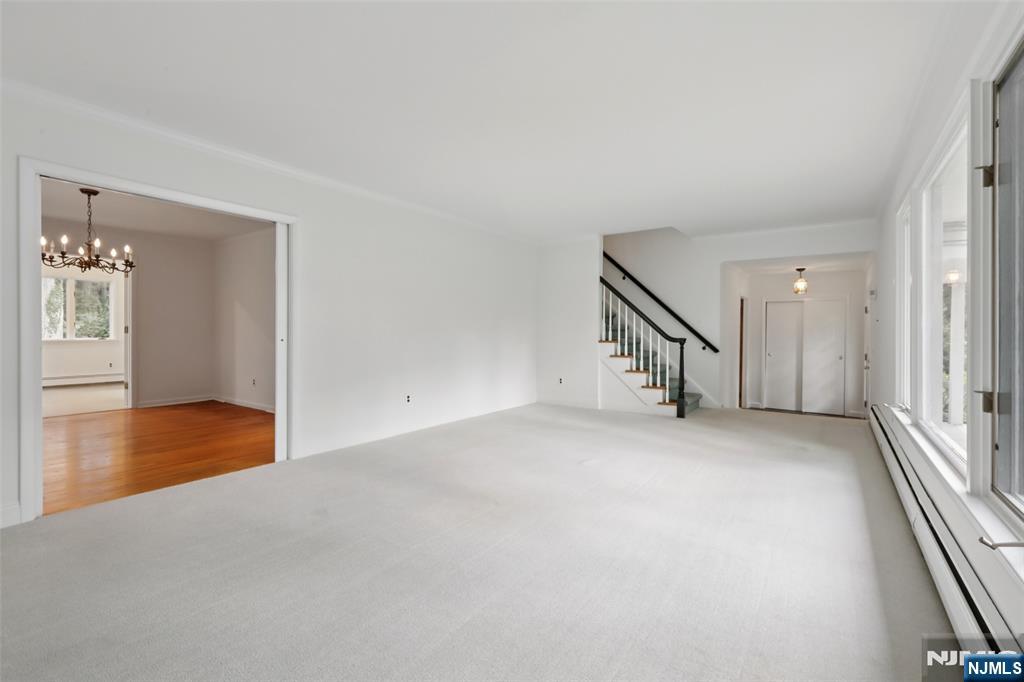 9 Arrowhead Road