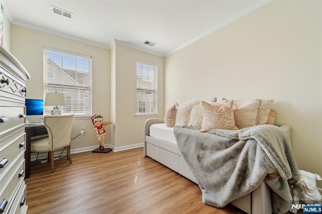 24 Jasmine Lane 1212
