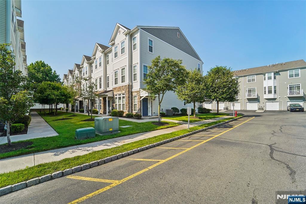 24 Jasmine Lane 1212