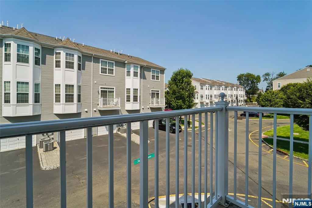 24 Jasmine Lane 1212