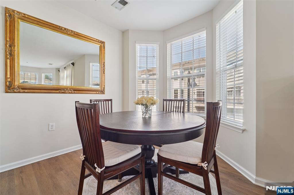 24 Jasmine Lane 1212